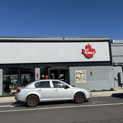 Tim Hortons - Outside