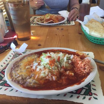 Montano's Restaurant - Mexican Near Me - Belen, New Mexico