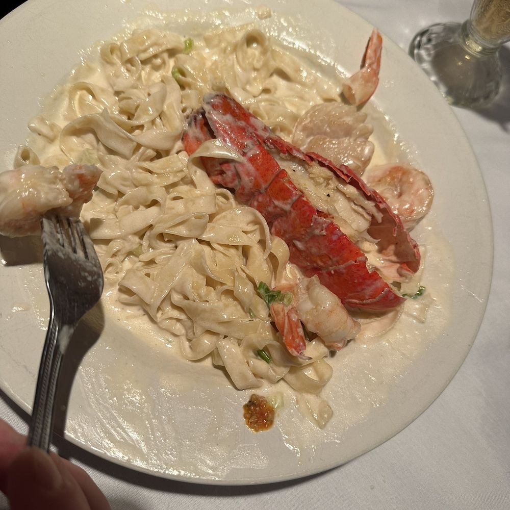 Casa Capitano - Seafood Alfredo - Italian Near Me - Rouses Point, New York
