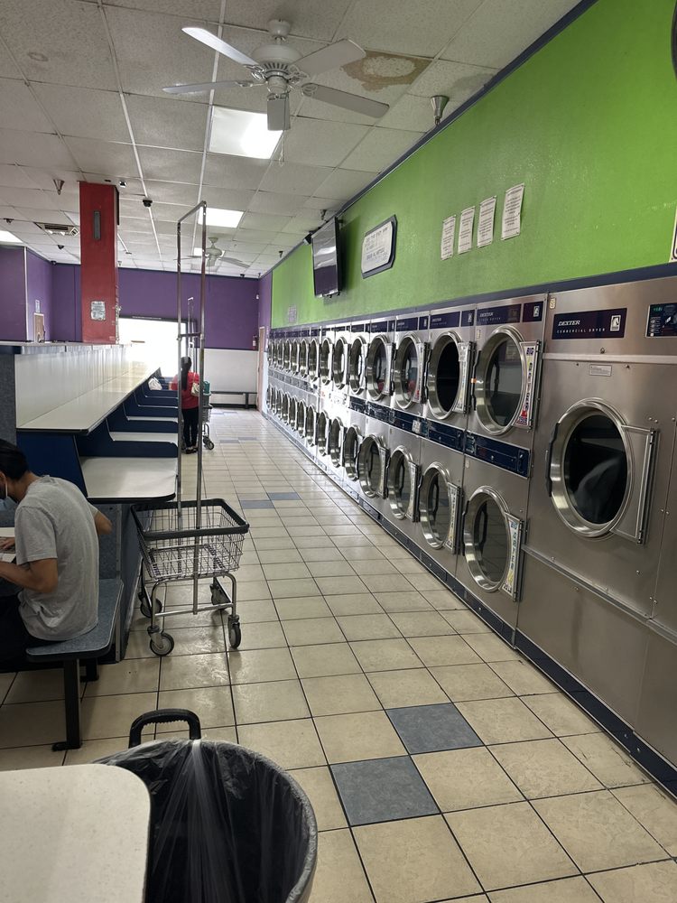 COINLESS LAUNDRY Updated October 2024 11 Reviews 2102 E Highland