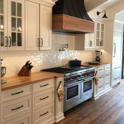 Hutto's Painting & Cabinet Restoration