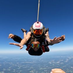 Skydive The Farm