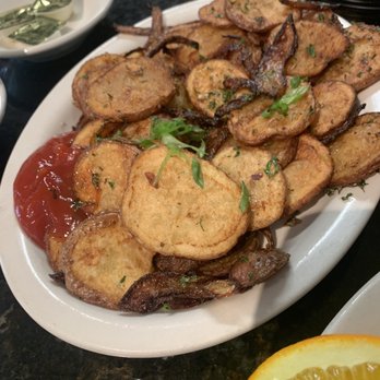 James' Breakfast and More - I had to show you how amazing the home fries are presented. Rosemary so light and the wedges are actually cooked. - Breakfast & Brunch Near Me - Wrentham, Massachusetts