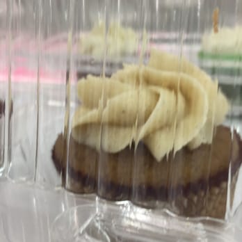 Candi Cakes By Ms D - Cupcakes Near Me - Atlanta, Georgia Candi Cakes By Ms D - Cupcakes Near Me - Atlanta, Georgia