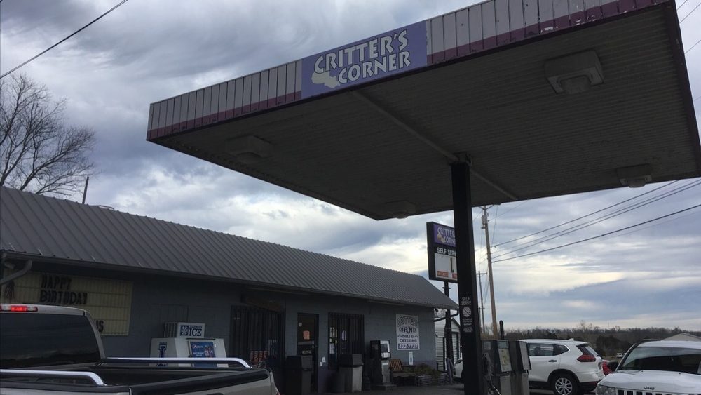 CRITTERS CORNER Updated September 2024 14 Photos & 12 Reviews 395