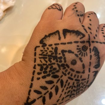 Rara Threading - Messy henna - Threading Services Near Me - Downey, California