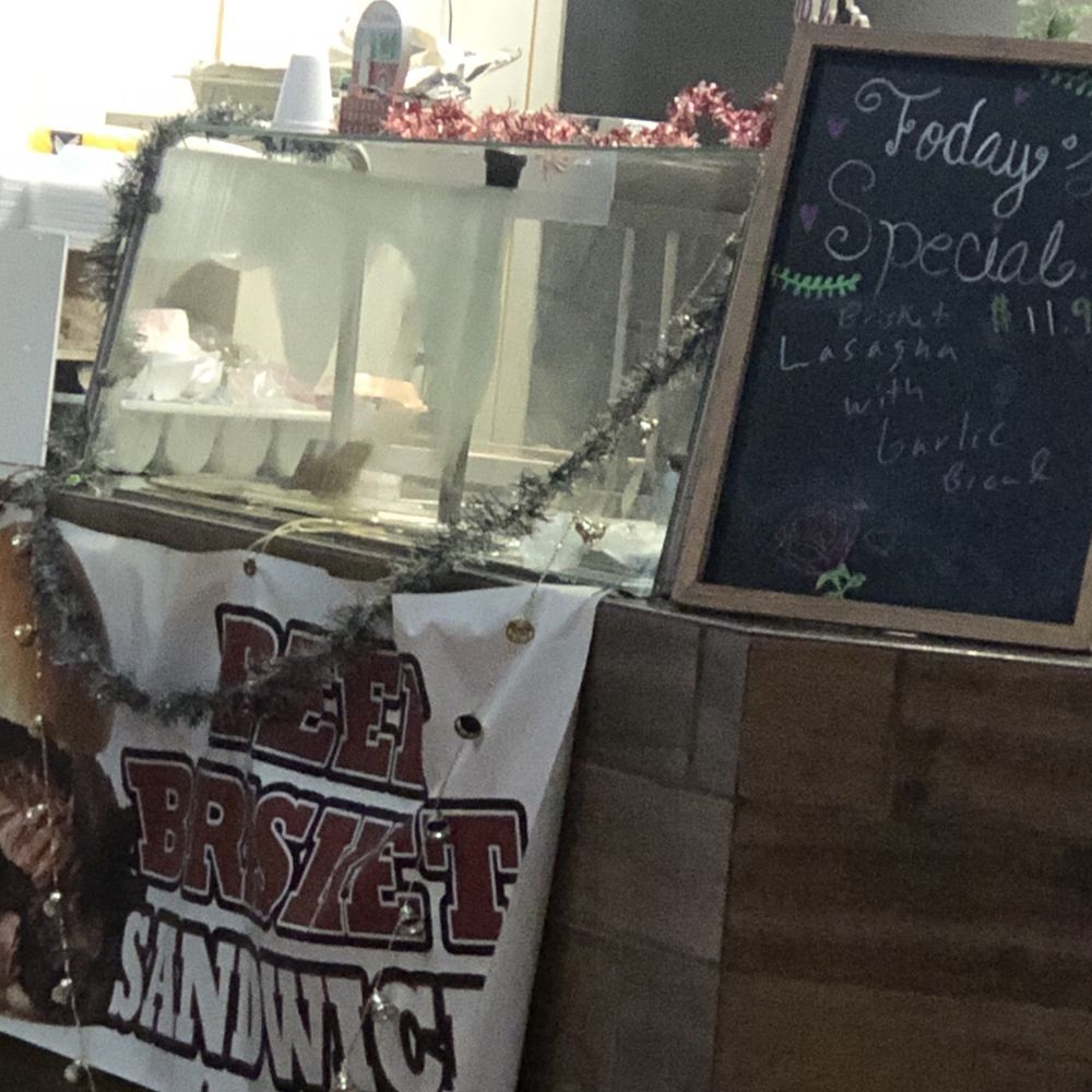 Zippliners Kitchen - Good food hot and ready! - Waffles Near Me - San Marcos, Texas Zippliners Kitchen - Good food hot and ready! - Waffles Near Me - San Marcos, Texas