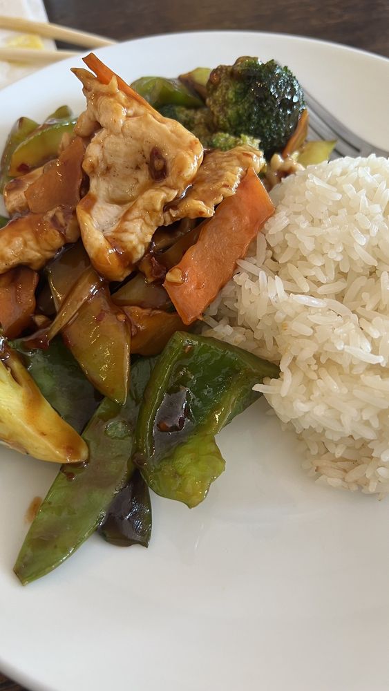 LUCKY FORTUNE Updated September 2024 12 Photos & 22 Reviews 56