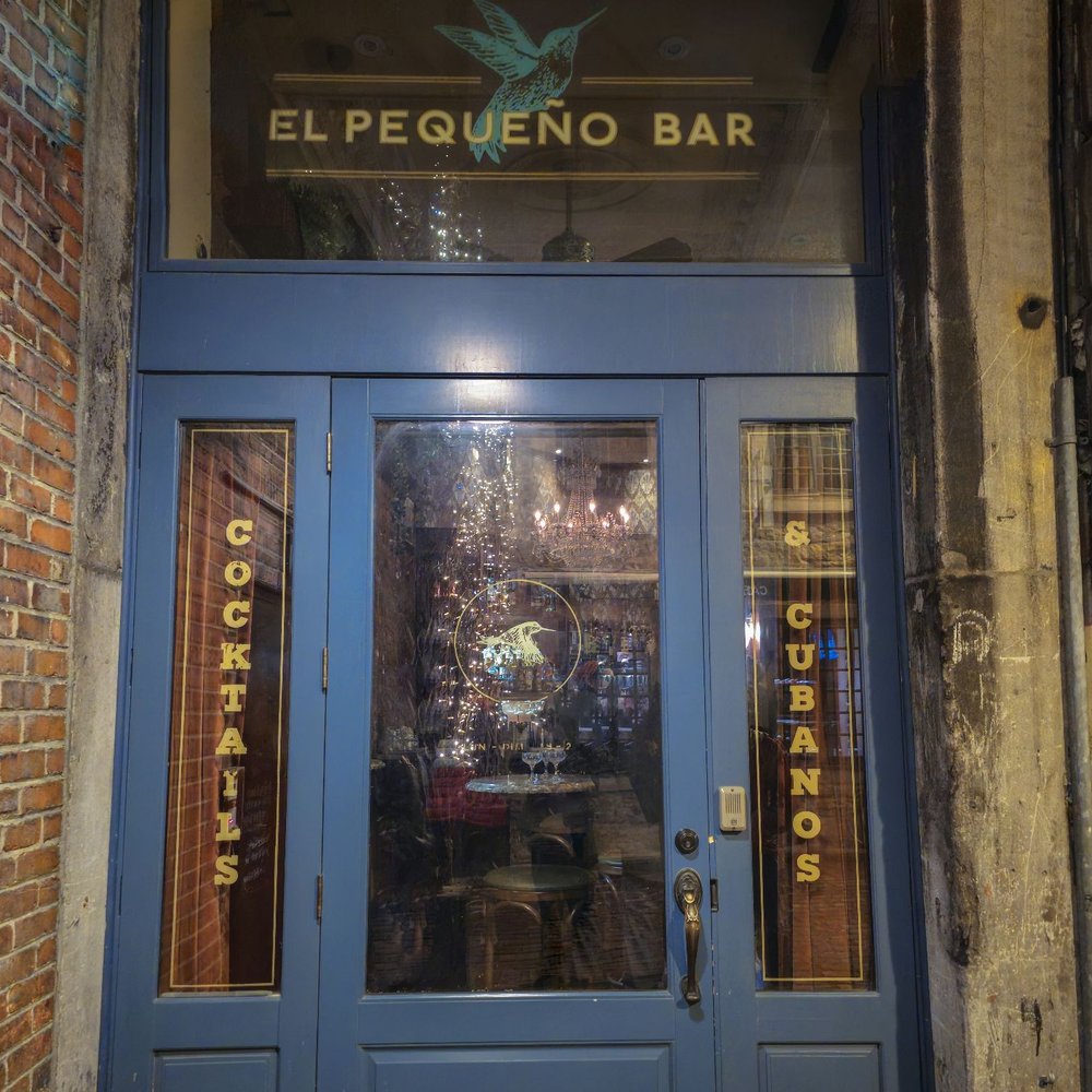El Pequeño Bar - the entrance to the restaurant - Cocktail Bars Near Me - Montreal, Quebec