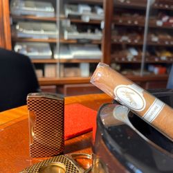 Burlingame Tobacconist - Davidoff