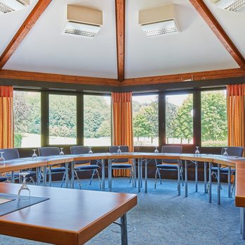 Landhotel Naafs-Häuschen - Tagungshotel im Rheinland - Hotels Near Me - Lohmar, NW Landhotel Naafs-Häuschen - Tagungshotel im Rheinland - Hotels Near Me - Lohmar, NW