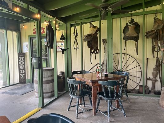 Longhorn Cattle Company by null