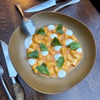 Dēliz - Gnocchi - Italian Near Me - Chicago, Illinois