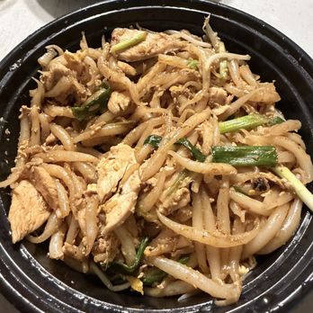 INTL Kitchen - Lort Cha w/chicken really loved the flavor on this - Asian Fusion Near Me - Milpitas, California
