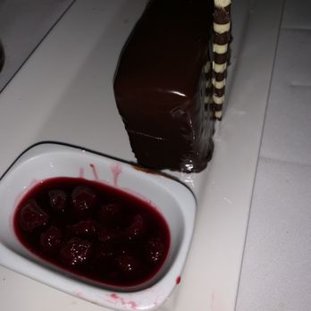 Steak 48 - Chocolate cake - Steakhouses Near Me - Houston, Texas Steak 48 - Chocolate cake - Steakhouses Near Me - Houston, Texas