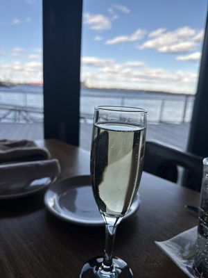 Tony C’s Seaport by null