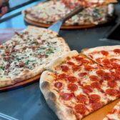 ビッシュ　PIZZA THE BEST TOP 10 BEST Pizza near Gilroy, CA 95020 - Updated 2025 - Yelp