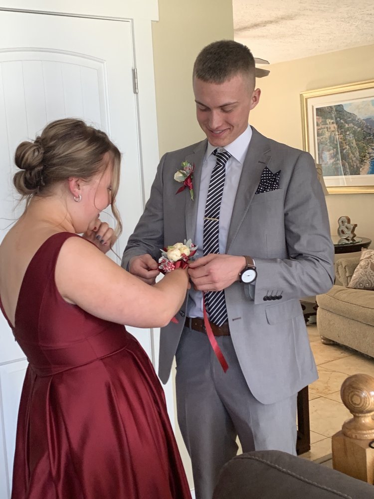 FLOWERS ON VINE 71 Photos & 10 Reviews 6029 S 900th E, Salt Lake