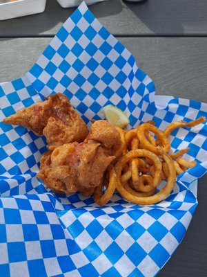 SALMON HOOK UP TRUCK - Updated November 2025 - 14 Photos - Anchorage