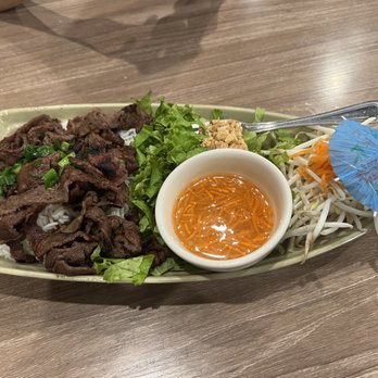 Bone & Broth - Beef Vermicelli - Vietnamese Near Me - Ontario, California