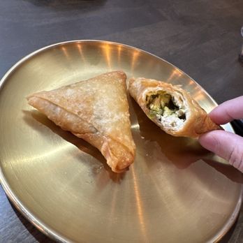 Bayt Al Mocha - Chicken samosas - Coffee & Tea Near Me - Louisville, Kentucky