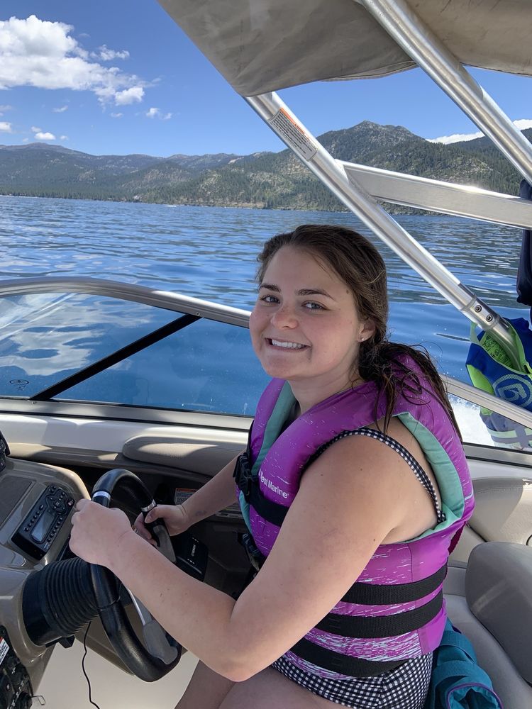 Exclusive Tahoe Boat Rentals Logo