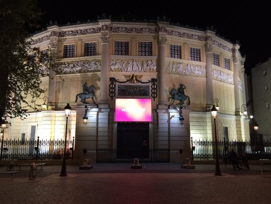 Cirque d'Hiver Bouglione by null