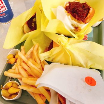 Original Tommy's - Burgers Near Me - Valencia, California