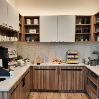 Hyatt House Denver / Aurora - Breakfast area - Hotels Near Me - Aurora, Colorado Hyatt House Denver / Aurora - Breakfast area - Hotels Near Me - Aurora, Colorado