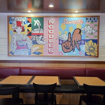 Marugame Udon - Seating & Decor 09-16-2025 - Japanese Near Me - Los Angeles, California Marugame Udon - Seating & Decor 09-16-2025 - Japanese Near Me - Los Angeles, California