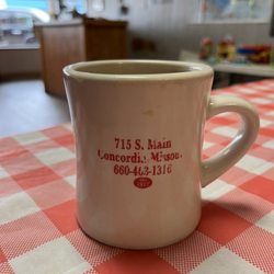 Topsy's Cafe - Pretty good cup of coffee
