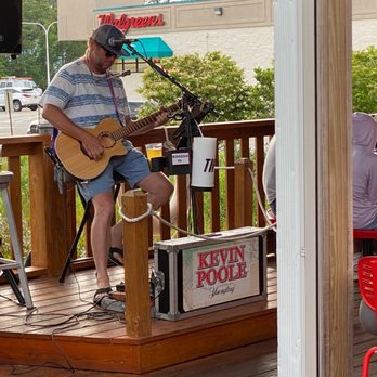 Bethany Boathouse - Entertainment - Bars Near Me - Bethany Beach, Delaware
