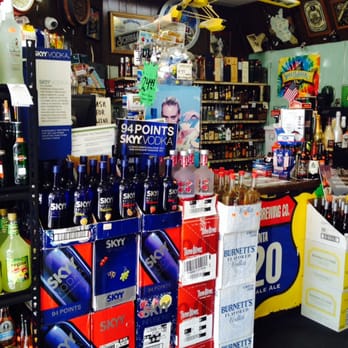 Pitch & Putt Liquor Store - a variety of bottles - Beer, Wine & Spirits Near Me - Atlanta, Georgia Pitch & Putt Liquor Store - a variety of bottles - Beer, Wine & Spirits Near Me - Atlanta, Georgia