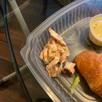 Charleston's - $15 salad came with this much chicken, cold about the same quality I would get from deli if I let it sit in my fridge for a week. - American Near Me - Tulsa, Oklahoma Charleston's - $15 salad came with this much chicken, cold about the same quality I would get from deli if I let it sit in my fridge for a week. - American Near Me - Tulsa, Oklahoma