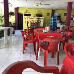 La Picuda - Restaurant inside