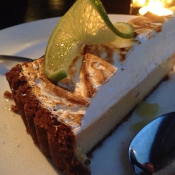Sam's Chowder House - Key lime pie - Seafood Near Me - Half Moon Bay, California