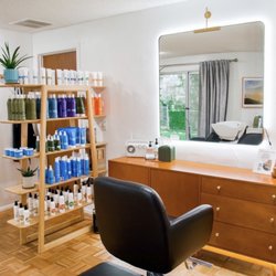 Kenzie Bond Studio Salon