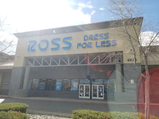 ross reno hours