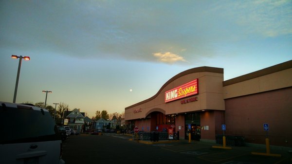 King Soopers by null