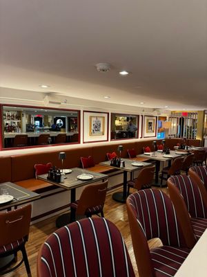 Crazy Pizza East Hampton by null