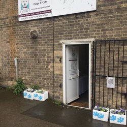 Raw Paws Pantry - Entrance