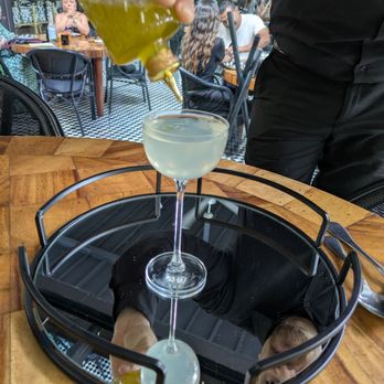 Bruna Restaurante - @endoedibles on Instagram 09/13/25 Guava Martini - Cascahuin Blanco tequlia, Lillet Blanc, Guava, Lemongrass Oil - Wine Bars Near Me - Guadalajara, JAL Bruna Restaurante - @endoedibles on Instagram 09/13/25 Guava Martini - Cascahuin Blanco tequlia, Lillet Blanc, Guava, Lemongrass Oil - Wine Bars Near Me - Guadalajara, JAL