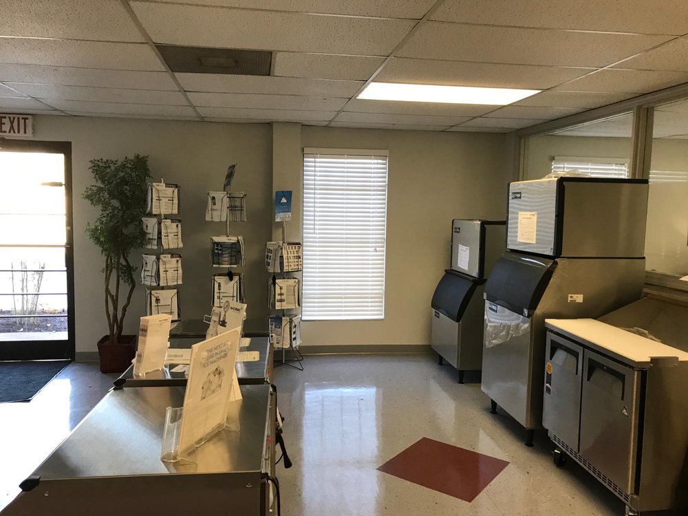 MEMPHIS ICE MACHINE Updated October 2024 4130 Delp St, Memphis