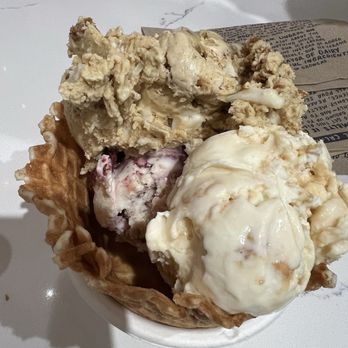 Jeni's Splendid Ice Creams - Ice Cream & Frozen Yogurt Near Me - Atlanta, Georgia Jeni's Splendid Ice Creams - Ice Cream & Frozen Yogurt Near Me - Atlanta, Georgia