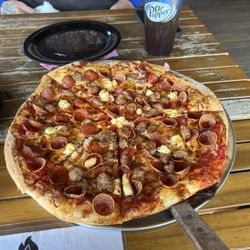Maxwell's Pizza & Rooftop Patio - Hot Honey Ricotta Pizza