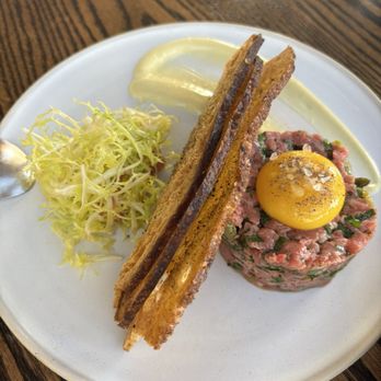 DAOU Vineyards - Beef tartar - Wineries Near Me - Paso Robles, California DAOU Vineyards - Beef tartar - Wineries Near Me - Paso Robles, California