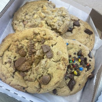 Alibi Cookies - Comfort Food Near Me - Edwardsville, Illinois