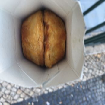 Manteigaria - Box for two tarts - Bakeries Near Me - Lisbon, 11