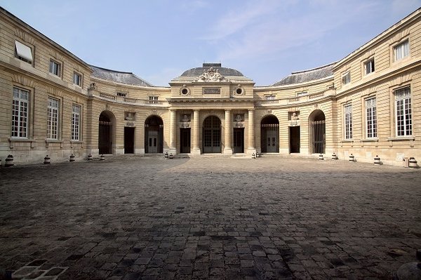 Monnaie de Paris by null