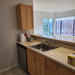 Manole Quality Construction LLC - kitchen before